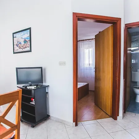 Males Apartamento