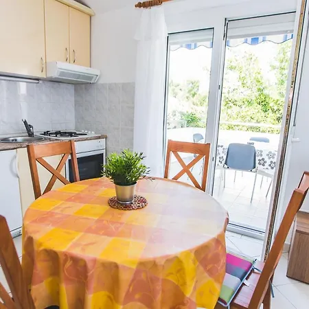 Males Apartamento