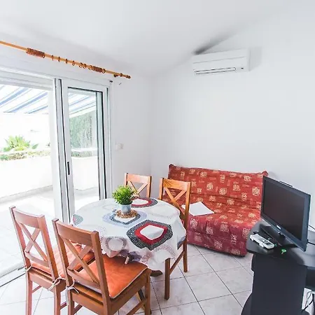 Males Rogoznica (Sibenik-Knin)