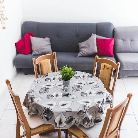 Males Apartamento
